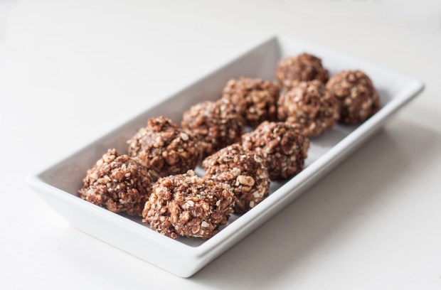 vegan-wheat-free-energy-balls