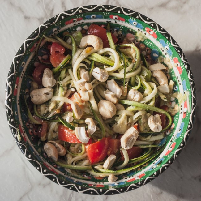 raw-zoodles-avocado