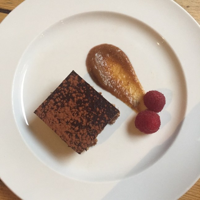 vegan-mono-avocado-cheesecake